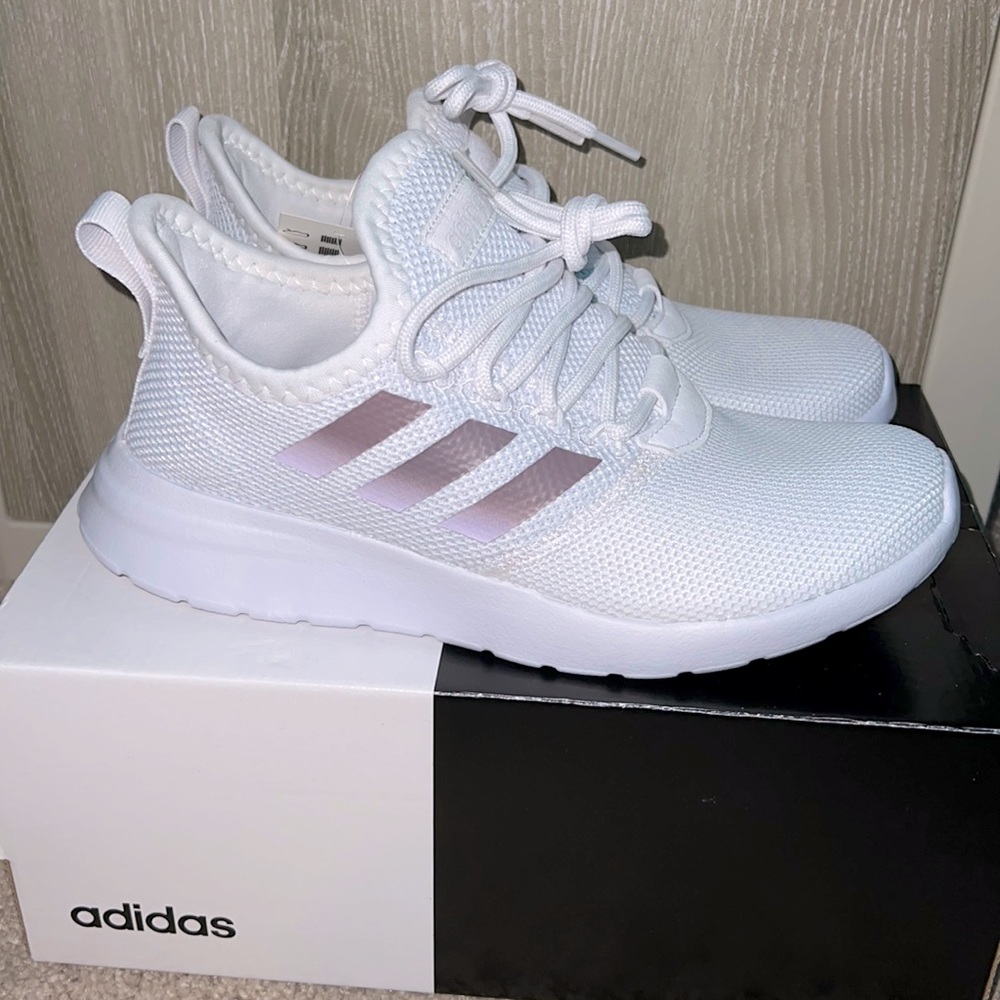 *SOLD* Women’s Adidas Shoes